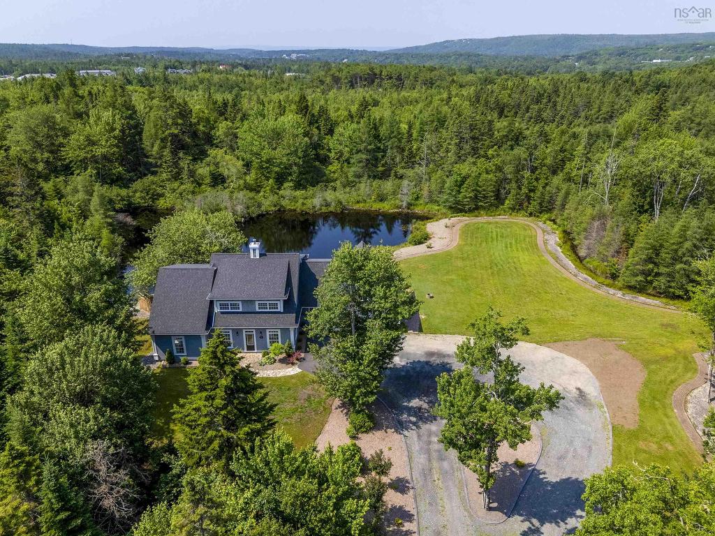 












16 Harvest Lane

,
Upper Tantallon,




NS
B3Z 1L3

