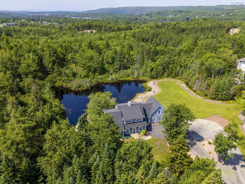 












16 Harvest Lane

,
Upper Tantallon,




NS
B3Z 1L3

