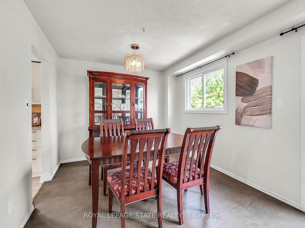 









183


Garden

Crescent,
Hamilton,




ON
L8V 4T3

