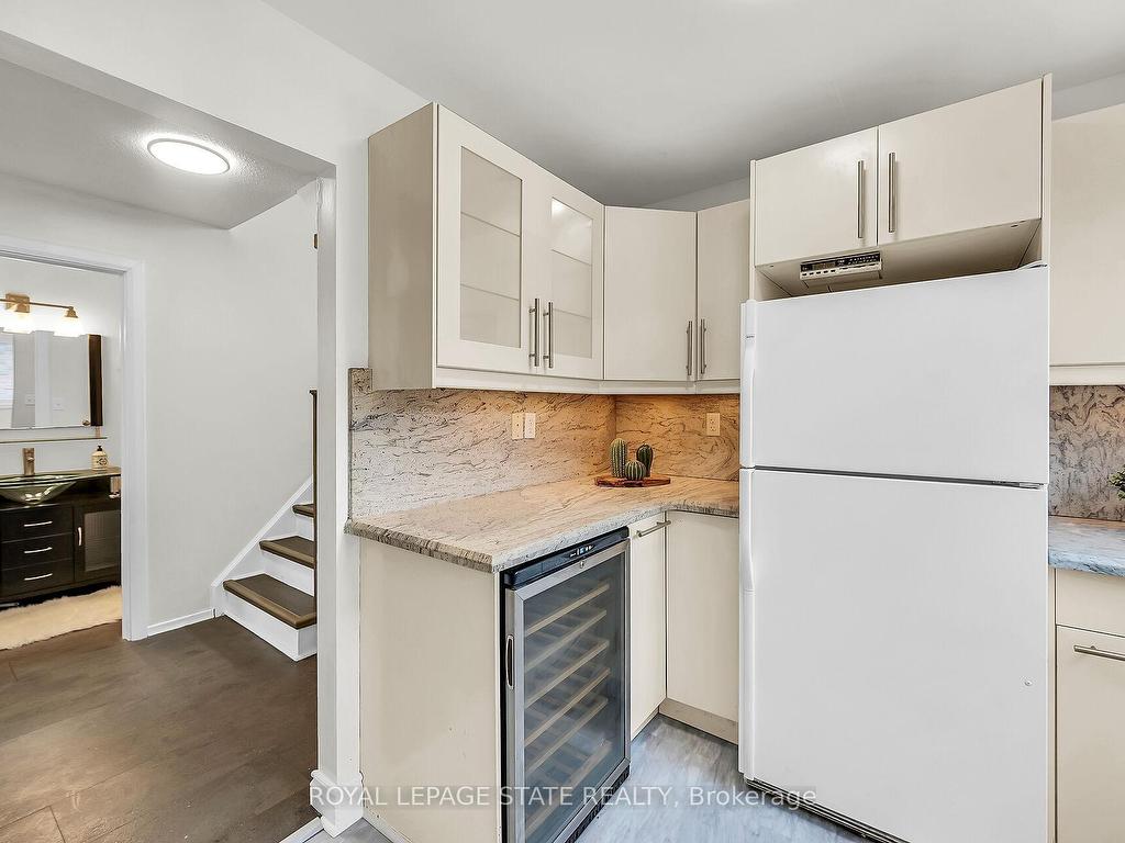









183


Garden

Crescent,
Hamilton,




ON
L8V 4T3

