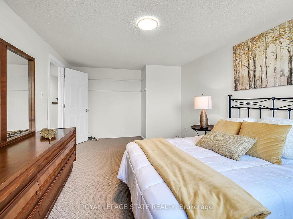 









183


Garden

Crescent,
Hamilton,




ON
L8V 4T3

