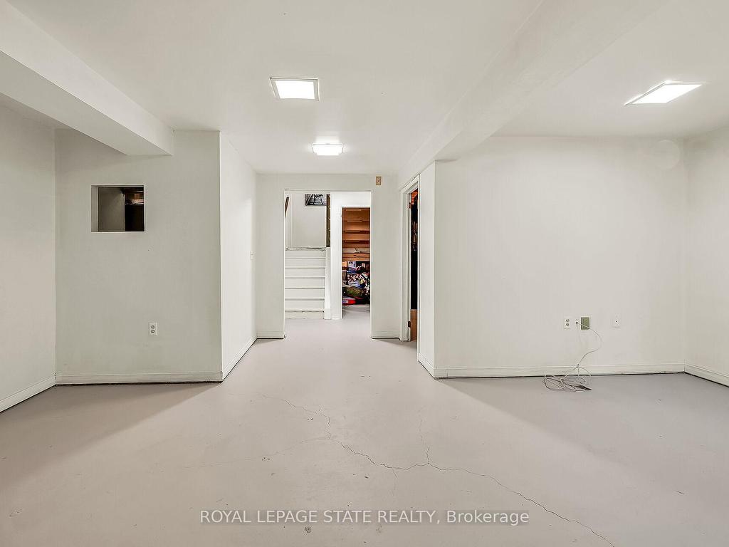 









183


Garden

Crescent,
Hamilton,




ON
L8V 4T3

