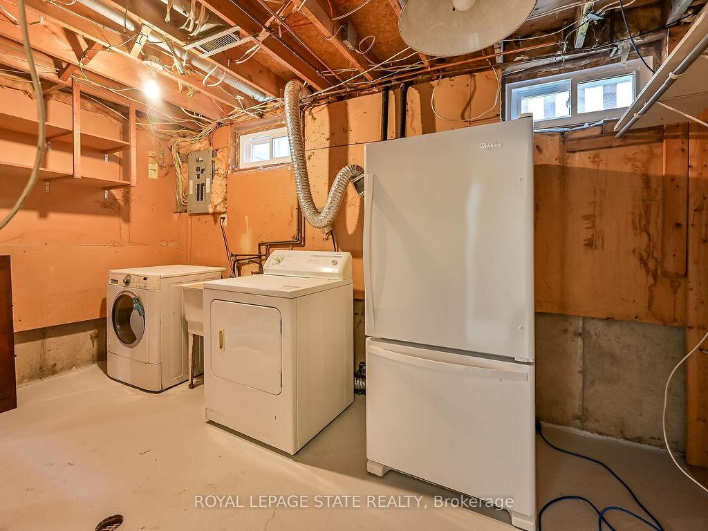 









183


Garden

Crescent,
Hamilton,




ON
L8V 4T3

