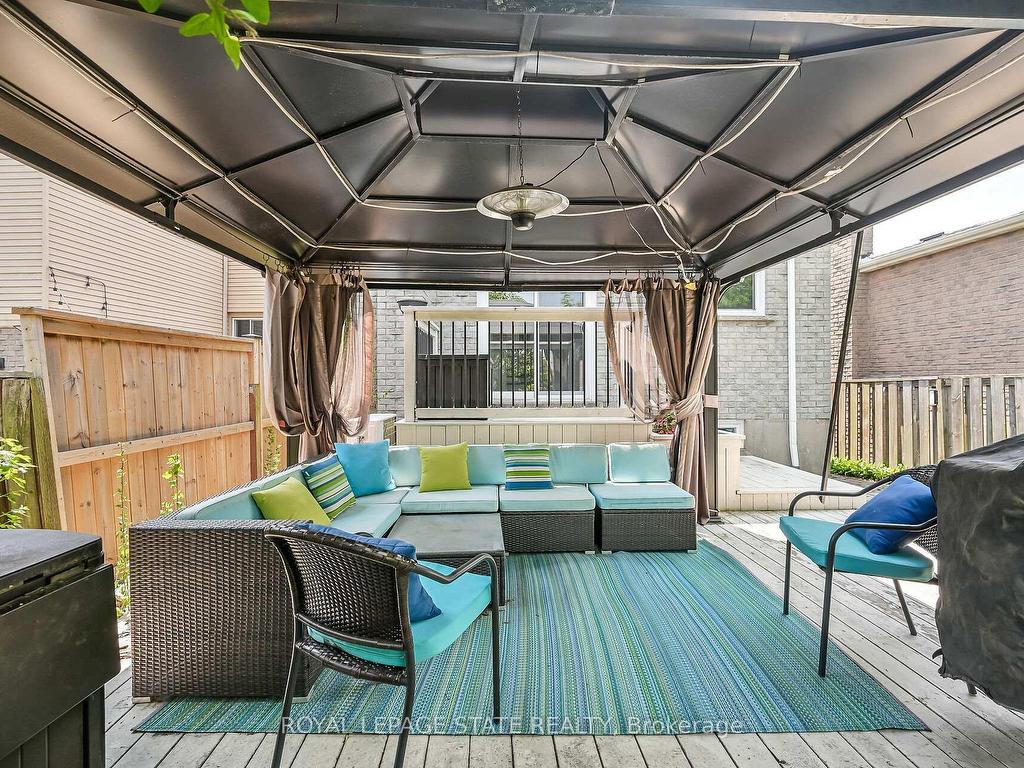









183


Garden

Crescent,
Hamilton,




ON
L8V 4T3

