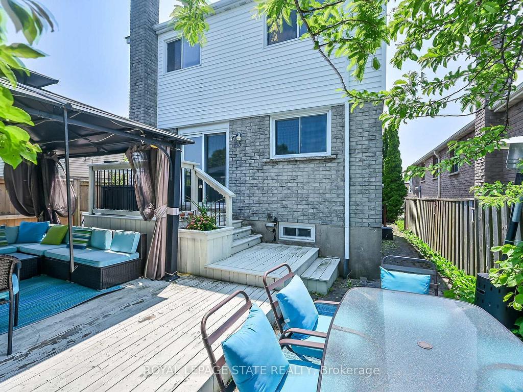 









183


Garden

Crescent,
Hamilton,




ON
L8V 4T3

