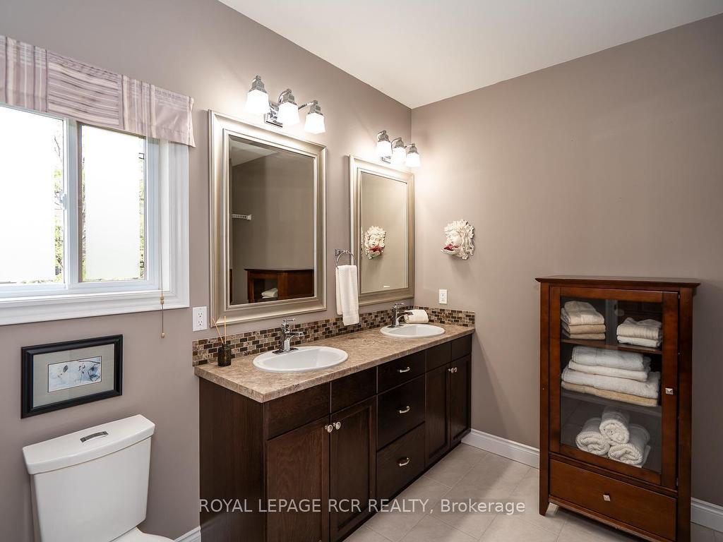 









39


Dinnick

Crescent,
Orangeville,




ON
L9W 0B7

