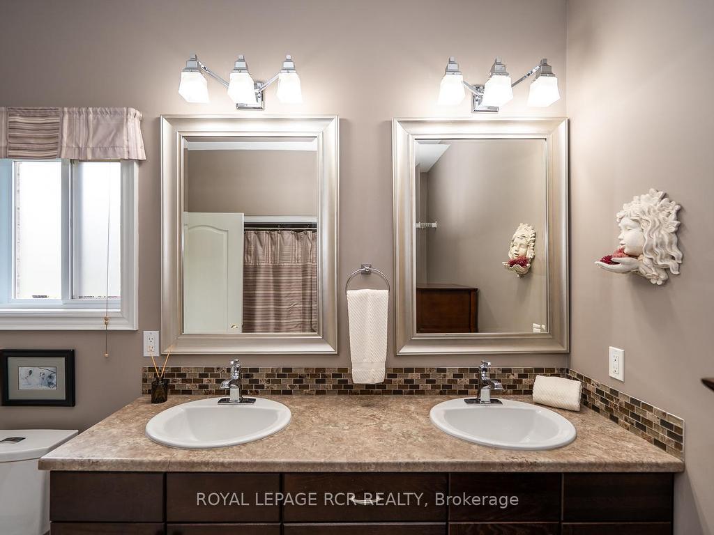 









39


Dinnick

Crescent,
Orangeville,




ON
L9W 0B7

