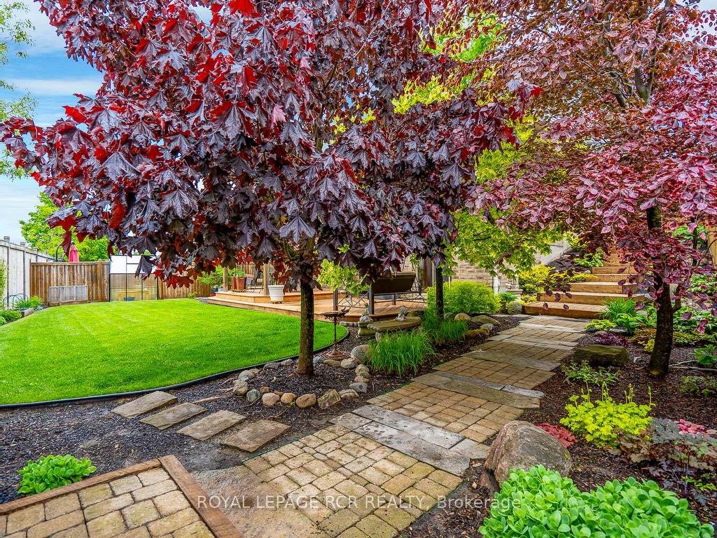 









39


Dinnick

Crescent,
Orangeville,




ON
L9W 0B7

