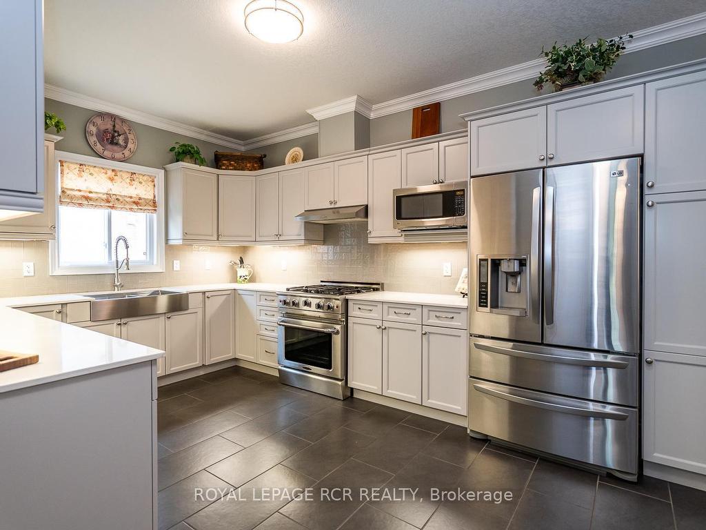 









39


Dinnick

Crescent,
Orangeville,




ON
L9W 0B7

