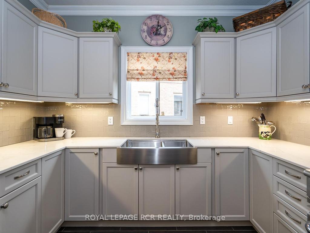 









39


Dinnick

Crescent,
Orangeville,




ON
L9W 0B7


