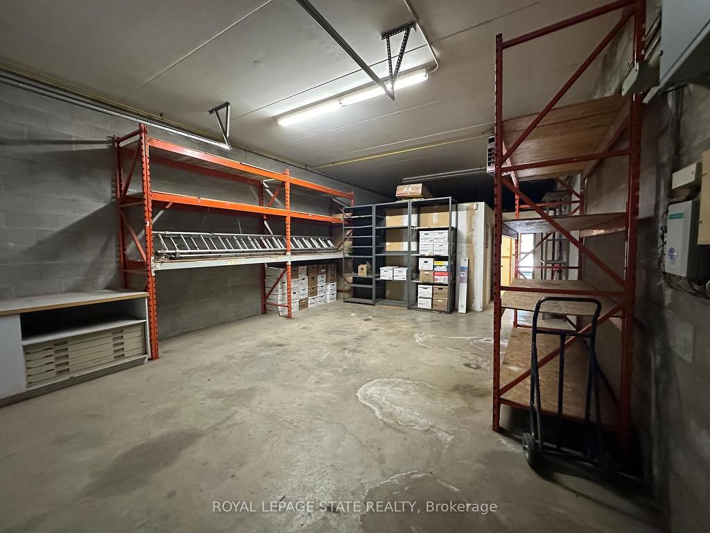 









530


Seaman

Street, 12,
Hamilton,




ON
L8E 3X7

