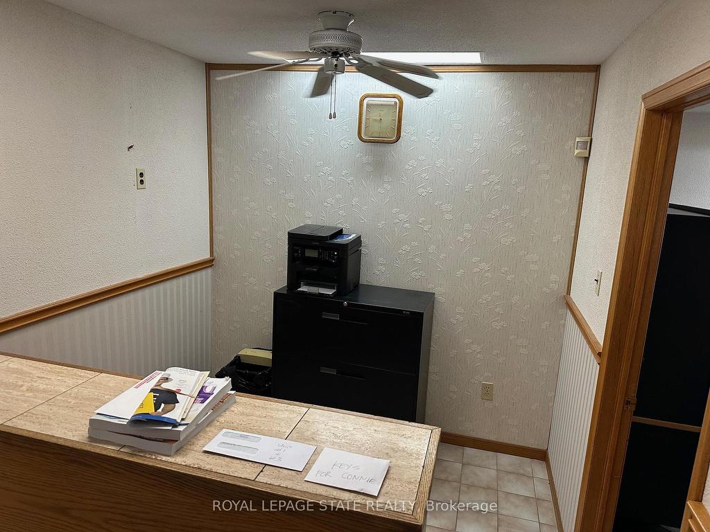 









530


Seaman

Street, 12,
Hamilton,




ON
L8E 3X7

