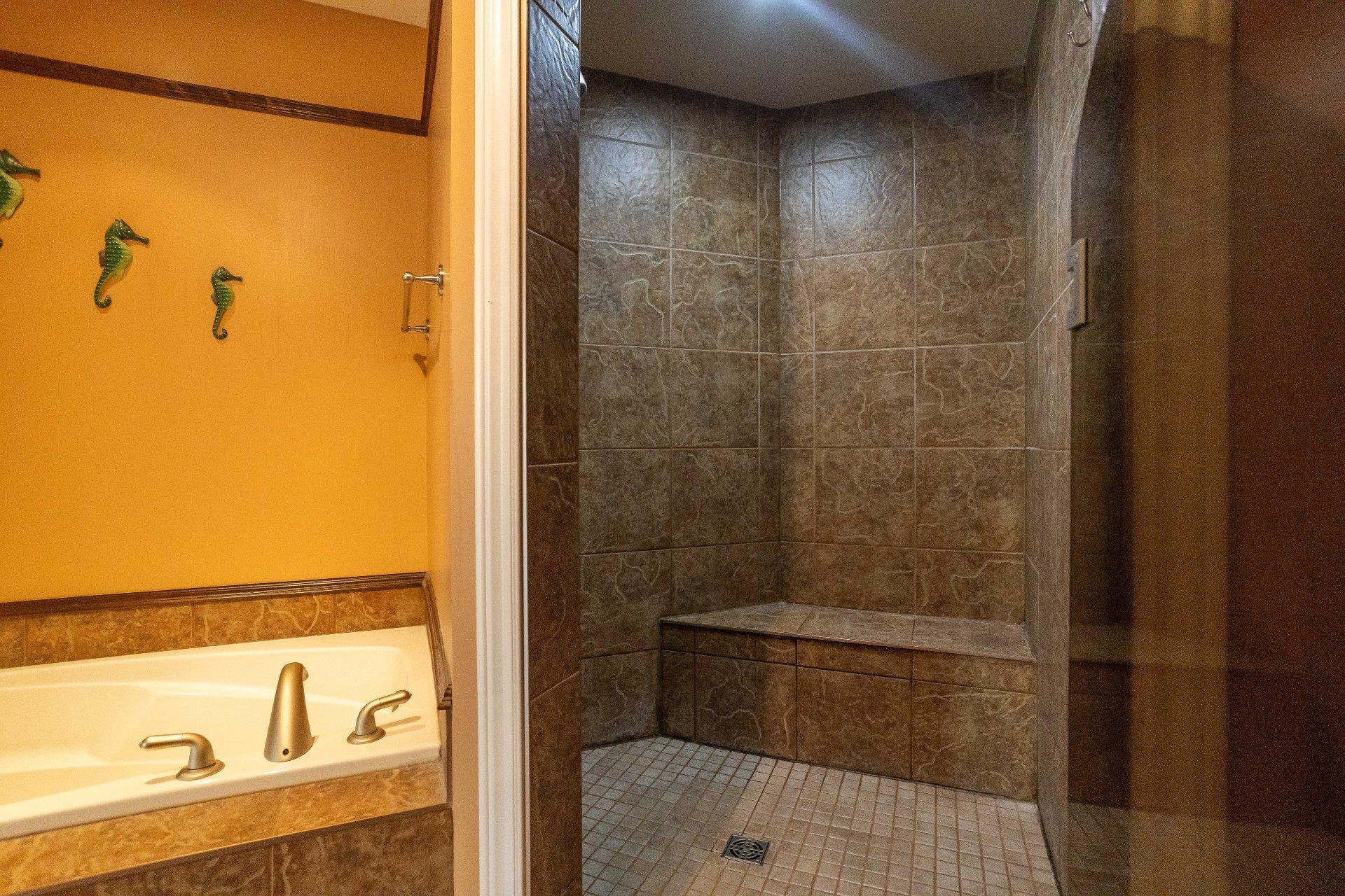 









7005


Rue Amyot

,
Trois-Rivières,




QC
G9B2G2

