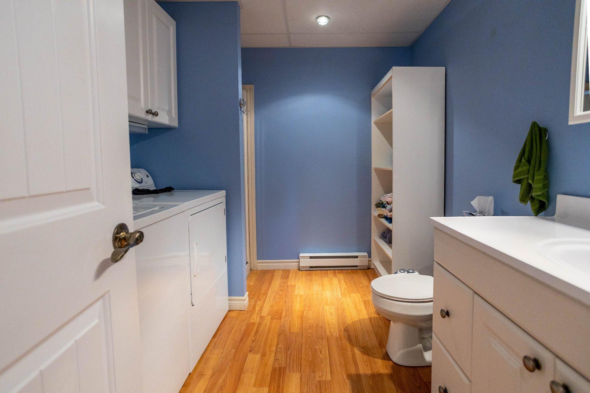 









7005


Rue Amyot

,
Trois-Rivières,




QC
G9B2G2

