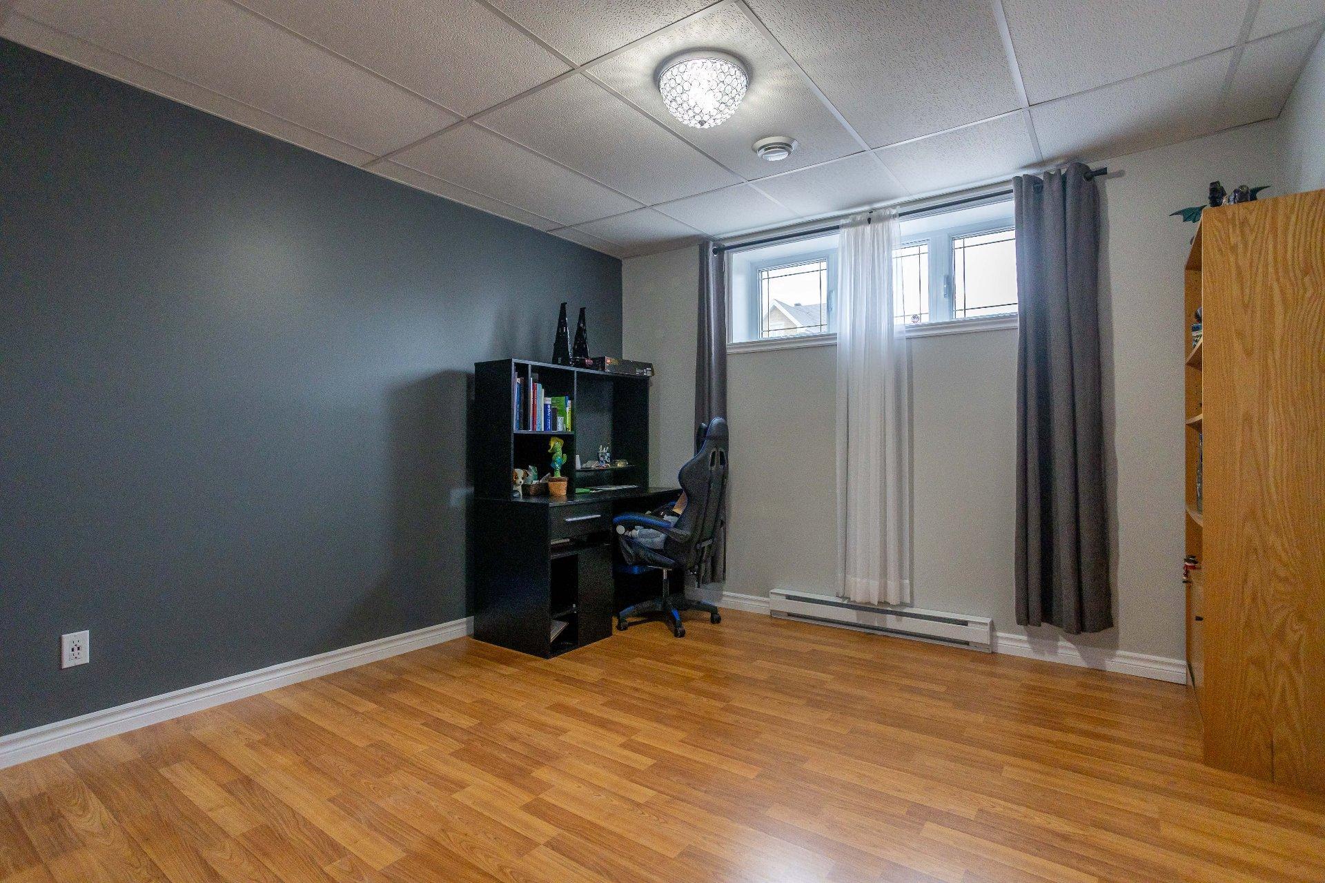 









7005


Rue Amyot

,
Trois-Rivières,




QC
G9B2G2

