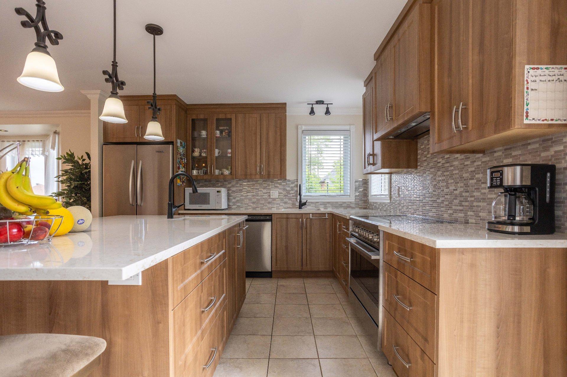 









7005


Rue Amyot

,
Trois-Rivières,




QC
G9B2G2

