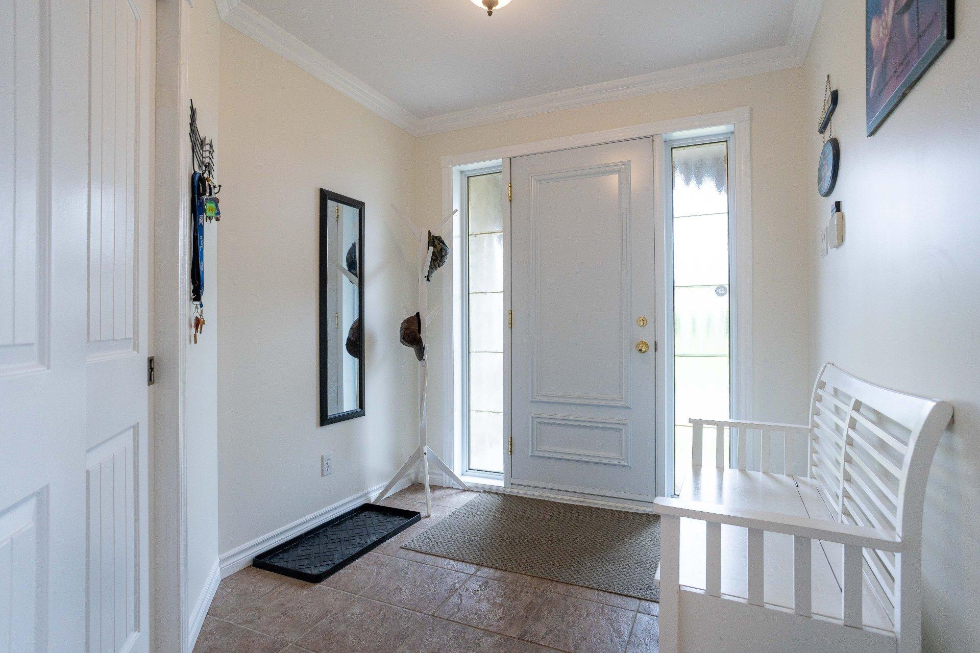 









7005


Rue Amyot

,
Trois-Rivières,




QC
G9B2G2

