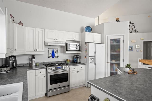 









3558


HENDERSON

HWY,
East St Paul,




MB
R2E 1A9

