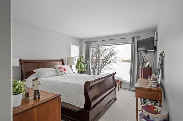 









3558


HENDERSON

HWY,
East St Paul,




MB
R2E 1A9

