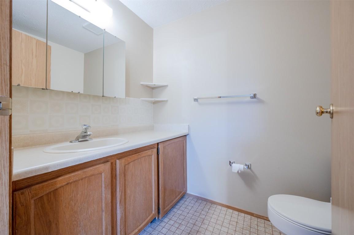 









1860


Atkinson

Street, 106,
Penticton,




BC
V2A 7M6

