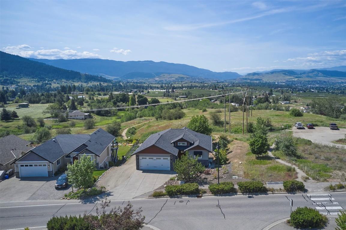 









6518


Blackcomb

Way,
Vernon,




BC
V1B 4E1


