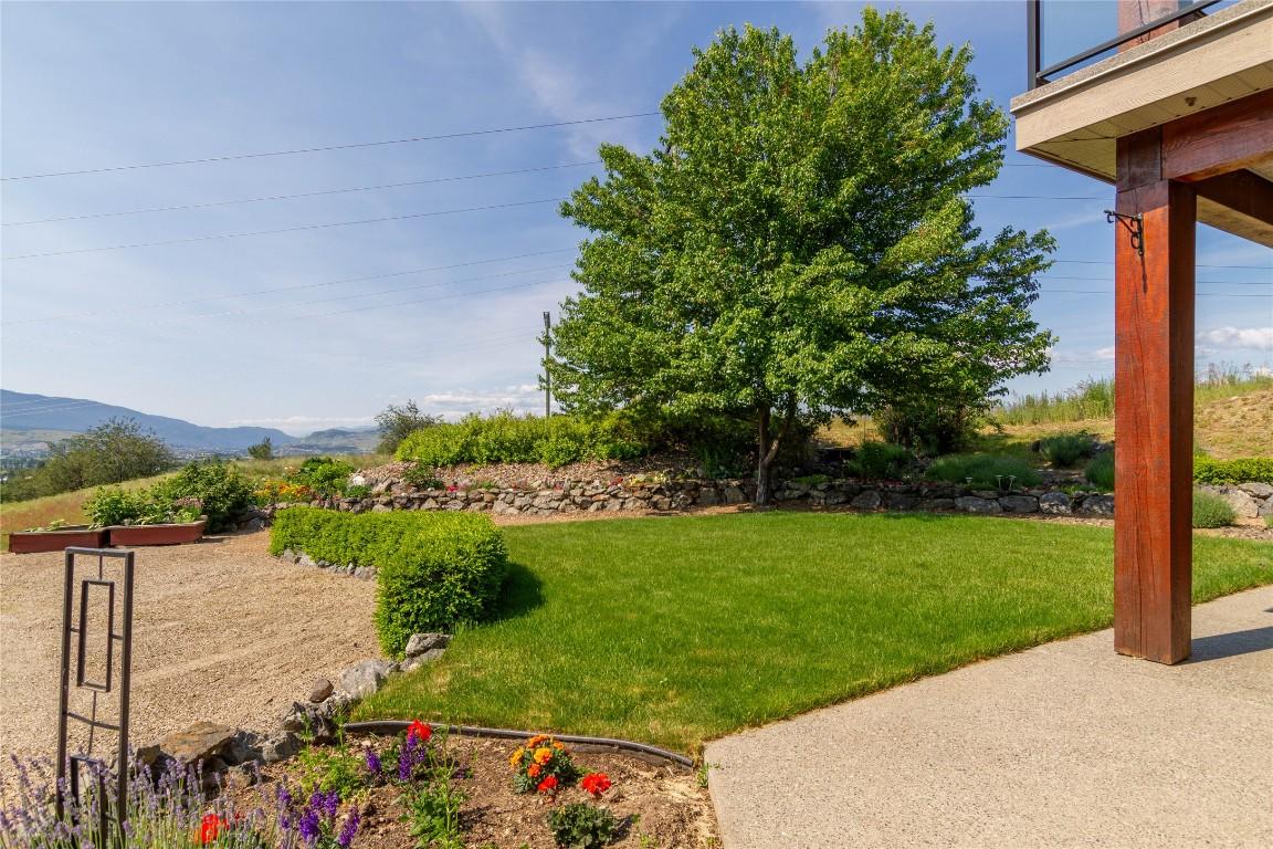 









6518


Blackcomb

Way,
Vernon,




BC
V1B 4E1

