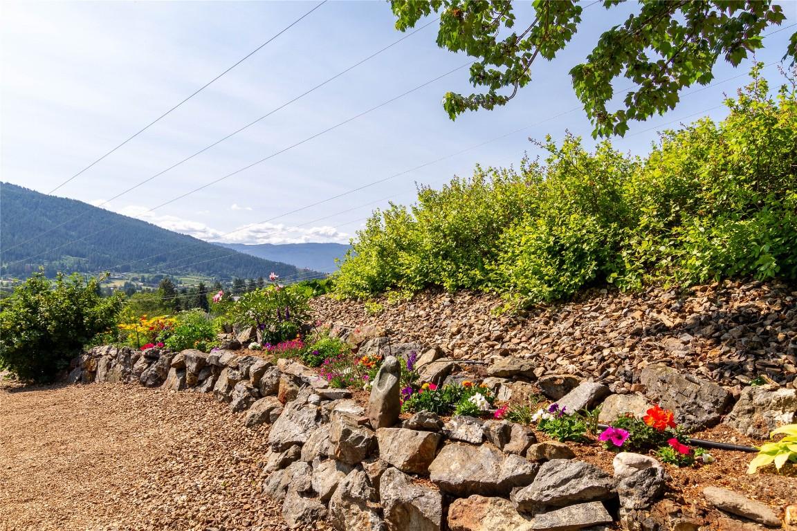 









6518


Blackcomb

Way,
Vernon,




BC
V1B 4E1

