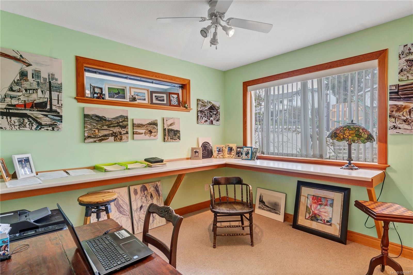 









253


Alder

St South,
Campbell River,




BC
V9W 2M9

