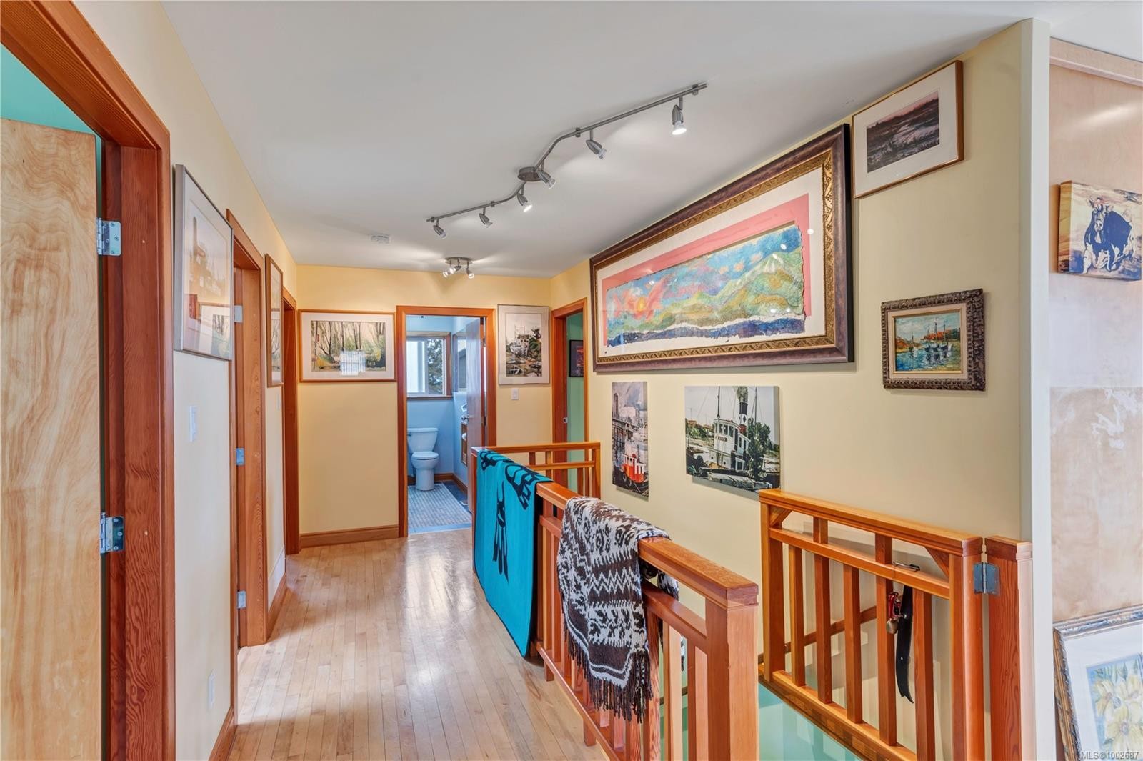 









253


Alder

St South,
Campbell River,




BC
V9W 2M9


