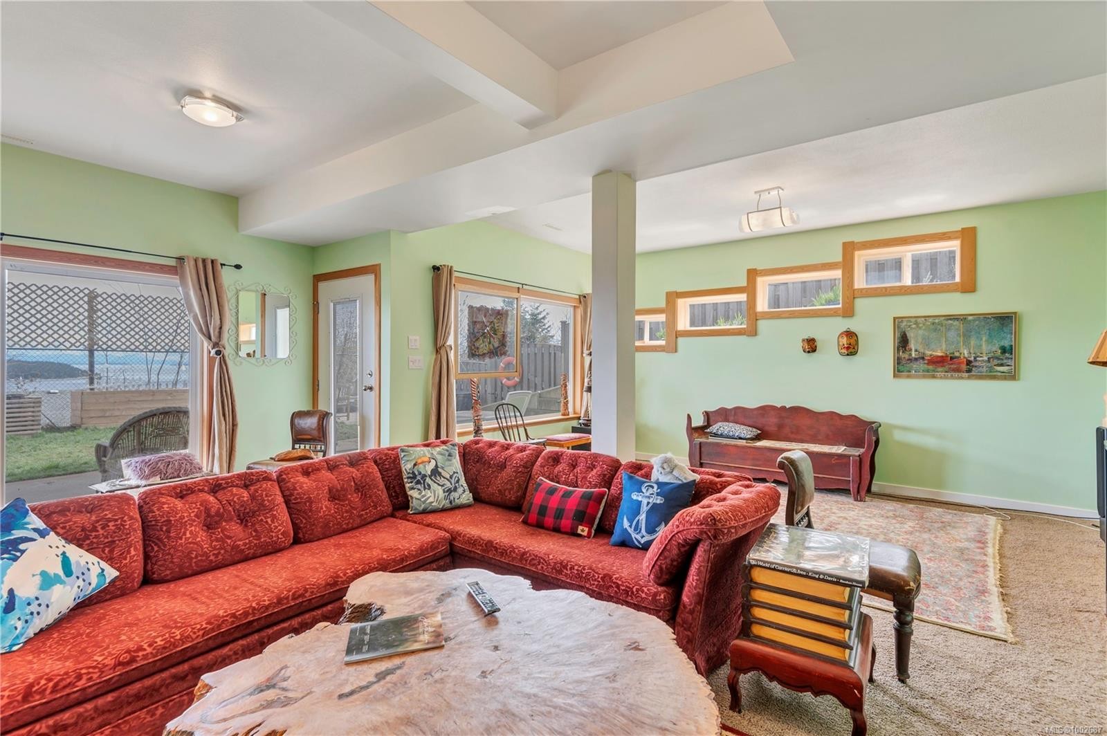 









253


Alder

St South,
Campbell River,




BC
V9W 2M9

