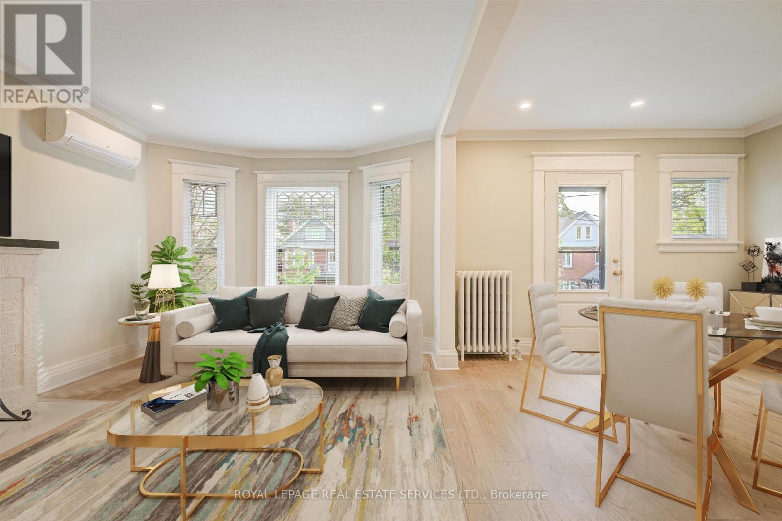 












2 - 150 MEDLAND STREET

,
Toronto,




Ontario
M6P2N5

