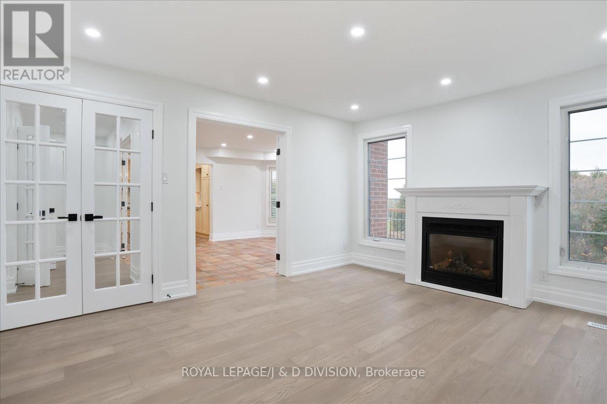 












17 SLEEPY HOLLOW LANE

,
Whitchurch-Stouffville,




Ontario
L4A7X4

