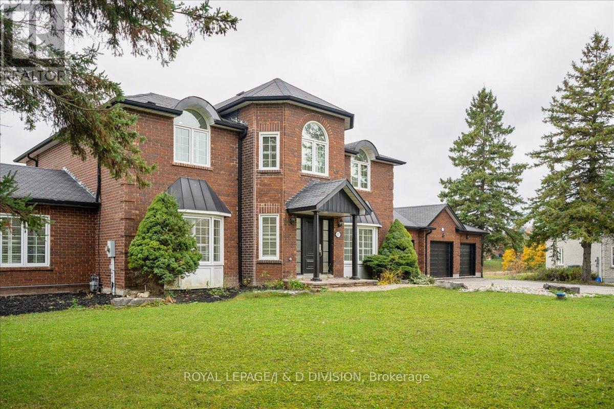 












17 SLEEPY HOLLOW LANE

,
Whitchurch-Stouffville,




Ontario
L4A7X4

