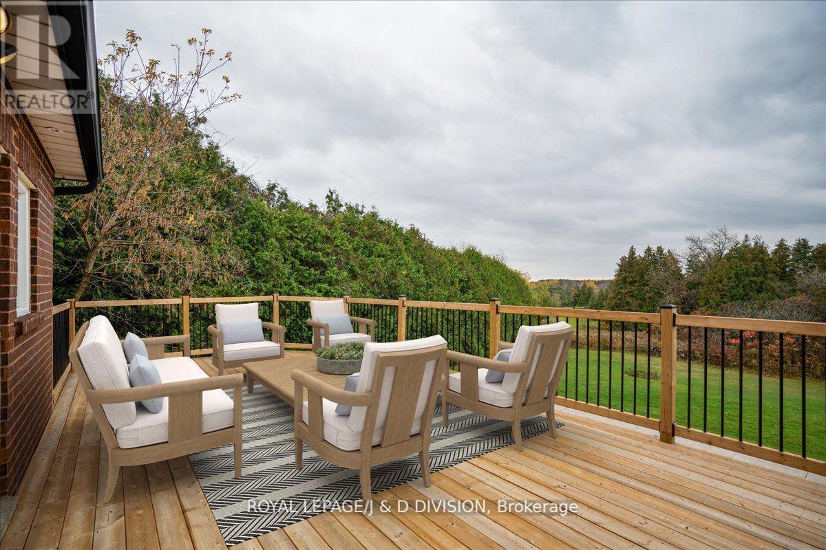 












17 SLEEPY HOLLOW LANE

,
Whitchurch-Stouffville,




Ontario
L4A7X4

