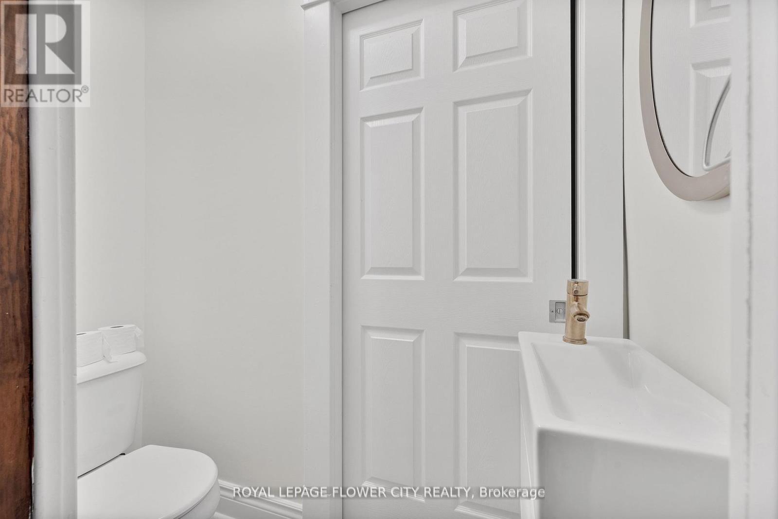 












217 EARL STREET

,
Ingersoll,




Ontario
N5C2X2

