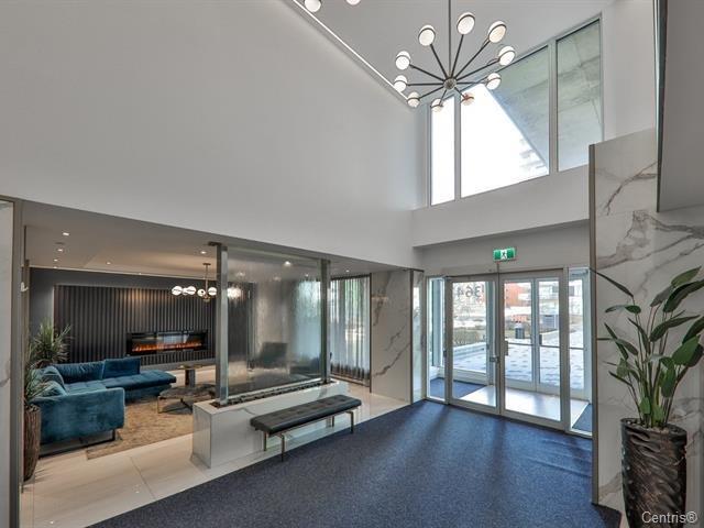 









3647


Av. Jean-Béraud

, 208,
Chomedey (Laval),




QC
H7T0N4

