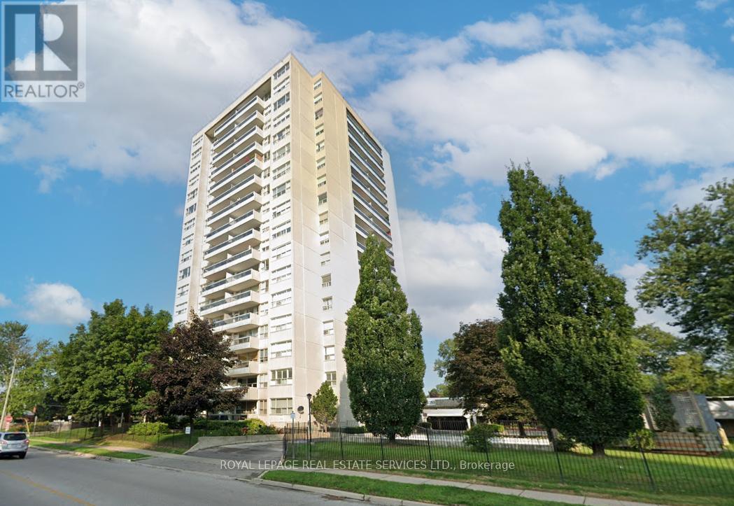












808 - 2263 MARINE DRIVE

,
Oakville,




Ontario
L6L5K1


