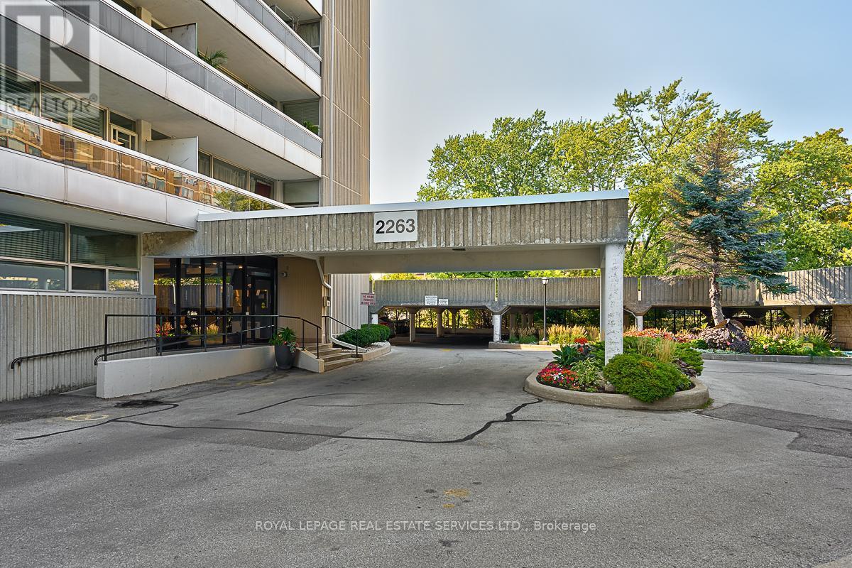 












808 - 2263 MARINE DRIVE

,
Oakville,




Ontario
L6L5K1

