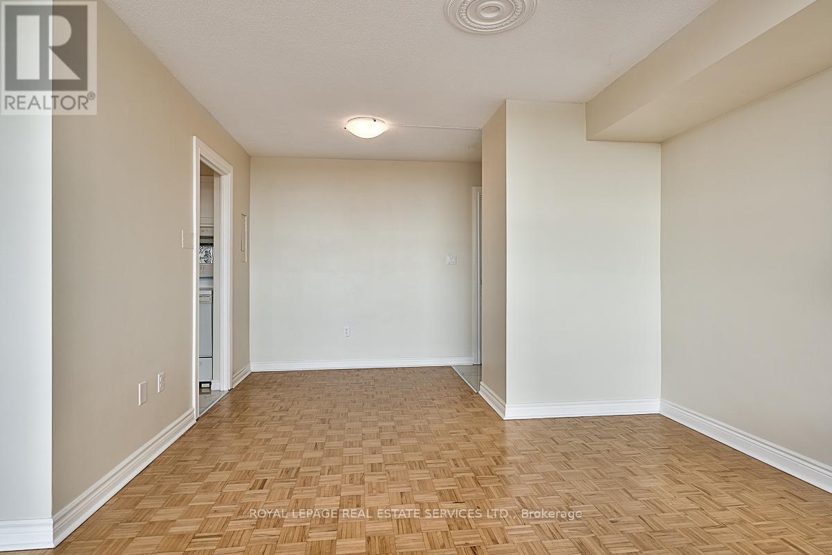 












808 - 2263 MARINE DRIVE

,
Oakville,




Ontario
L6L5K1

