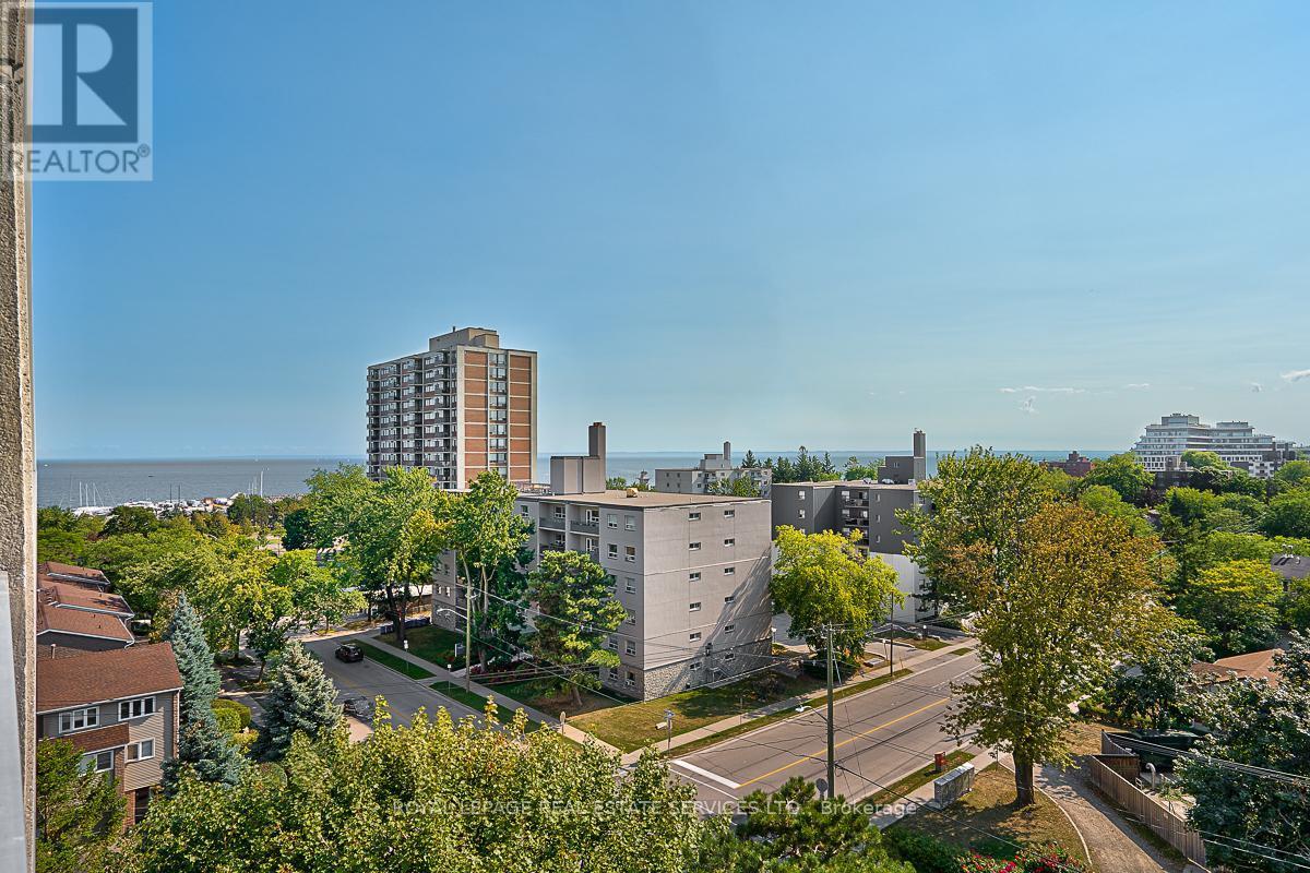 












808 - 2263 MARINE DRIVE

,
Oakville,




Ontario
L6L5K1

