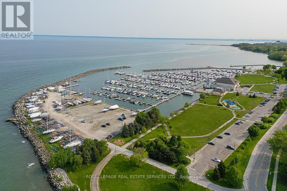 












808 - 2263 MARINE DRIVE

,
Oakville,




Ontario
L6L5K1

