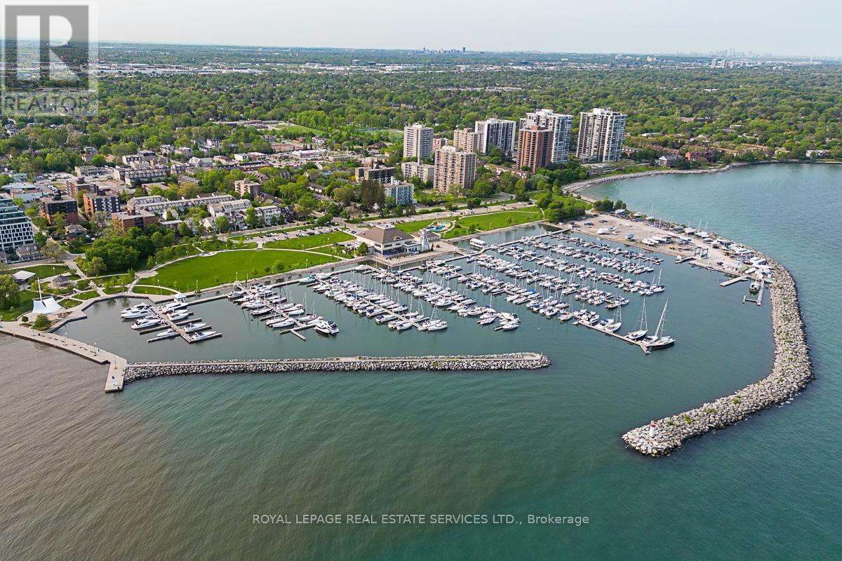 












808 - 2263 MARINE DRIVE

,
Oakville,




Ontario
L6L5K1

