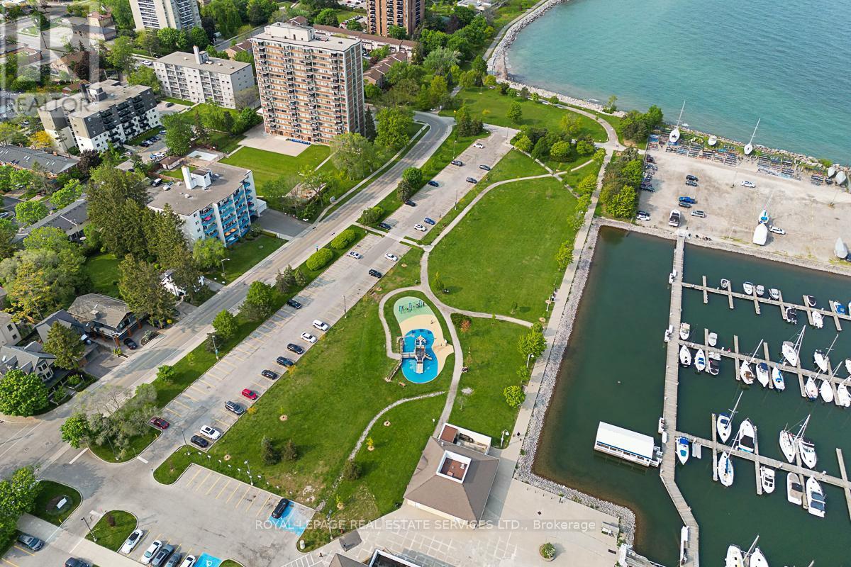 












808 - 2263 MARINE DRIVE

,
Oakville,




Ontario
L6L5K1

