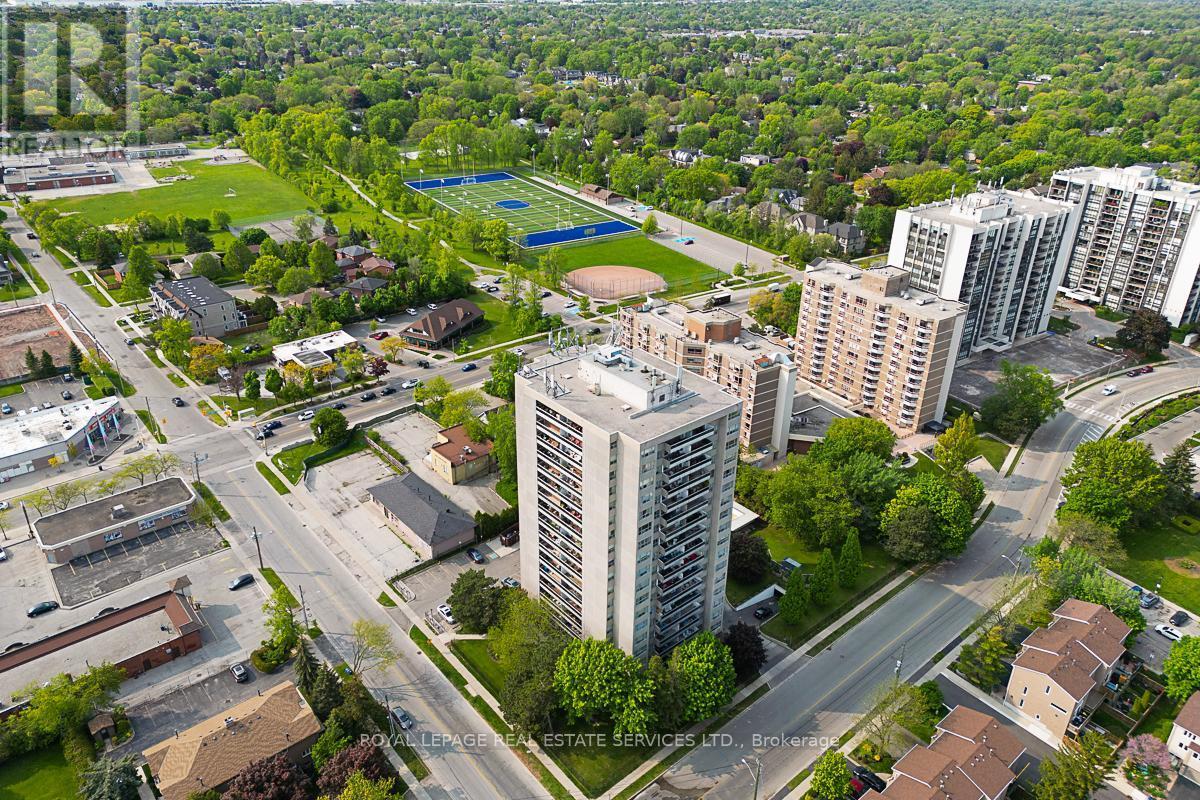 












808 - 2263 MARINE DRIVE

,
Oakville,




Ontario
L6L5K1

