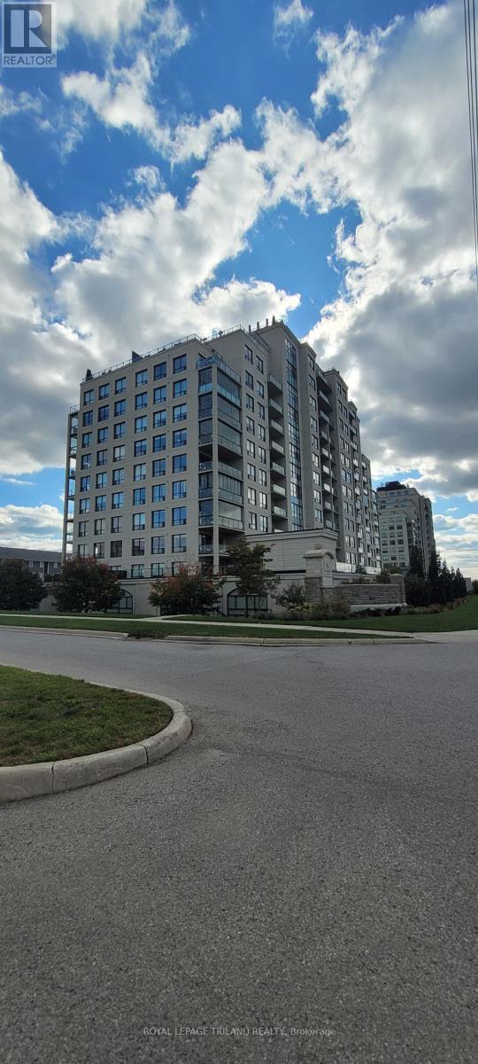 












1008 - 240 VILLAGEWALK BOULEVARD

,
London North (North R),




Ontario
N6G0P6

