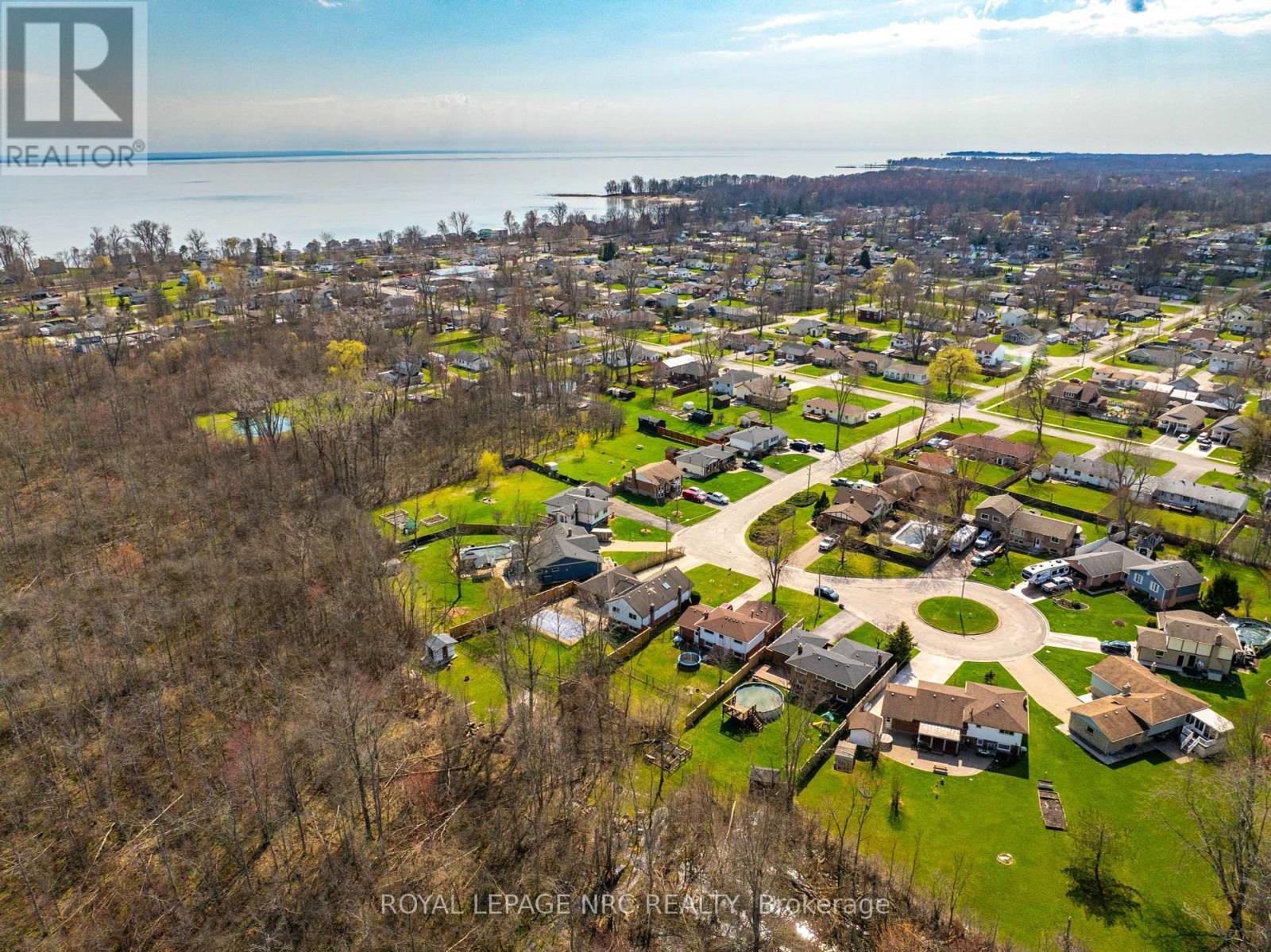 












12 ENGLEWOOD COURT

,
Fort Erie (Crescent Park),




Ontario
L2A5X5

