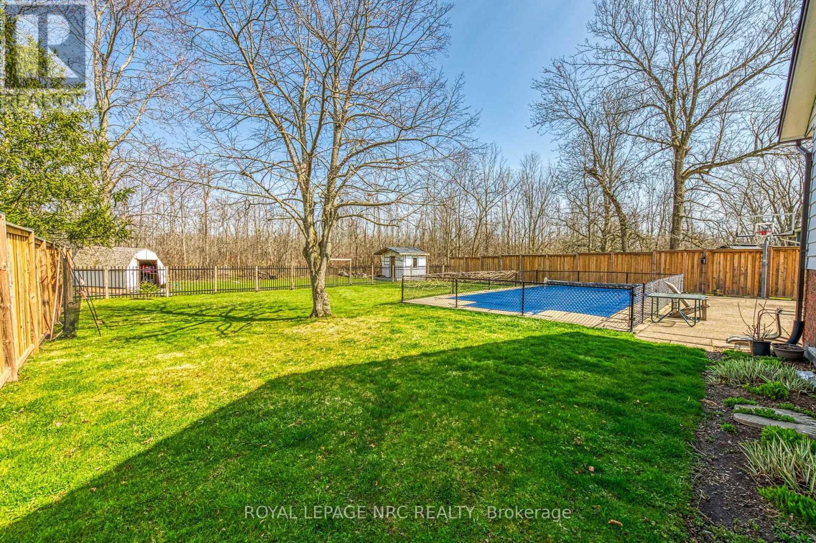












12 ENGLEWOOD COURT

,
Fort Erie (Crescent Park),




Ontario
L2A5X5

