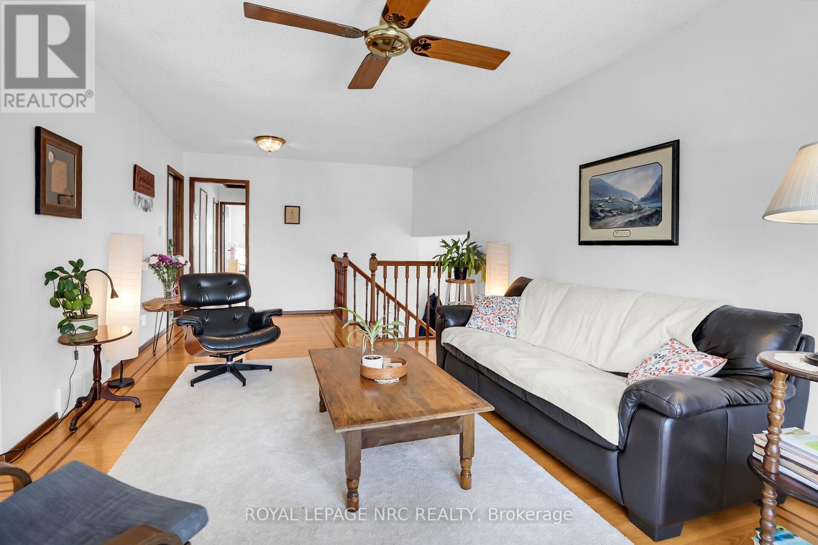 












12 ENGLEWOOD COURT

,
Fort Erie (Crescent Park),




Ontario
L2A5X5

