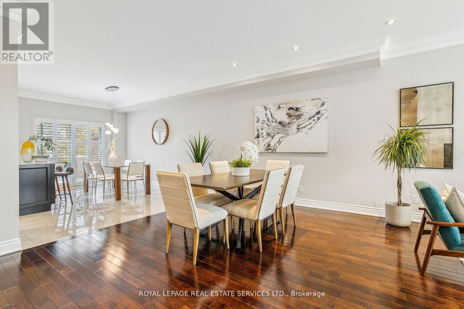 












63 LONG BRANCH AVENUE

,
Toronto,




Ontario
M8W3J3

