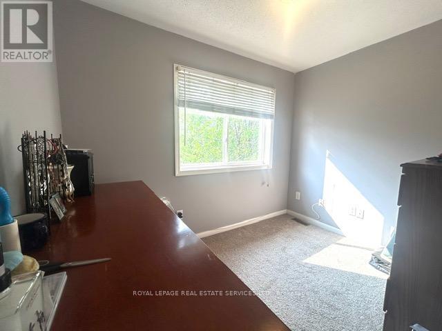 












5579 THORN LANE

,
Burlington,




Ontario
L7L6V8

